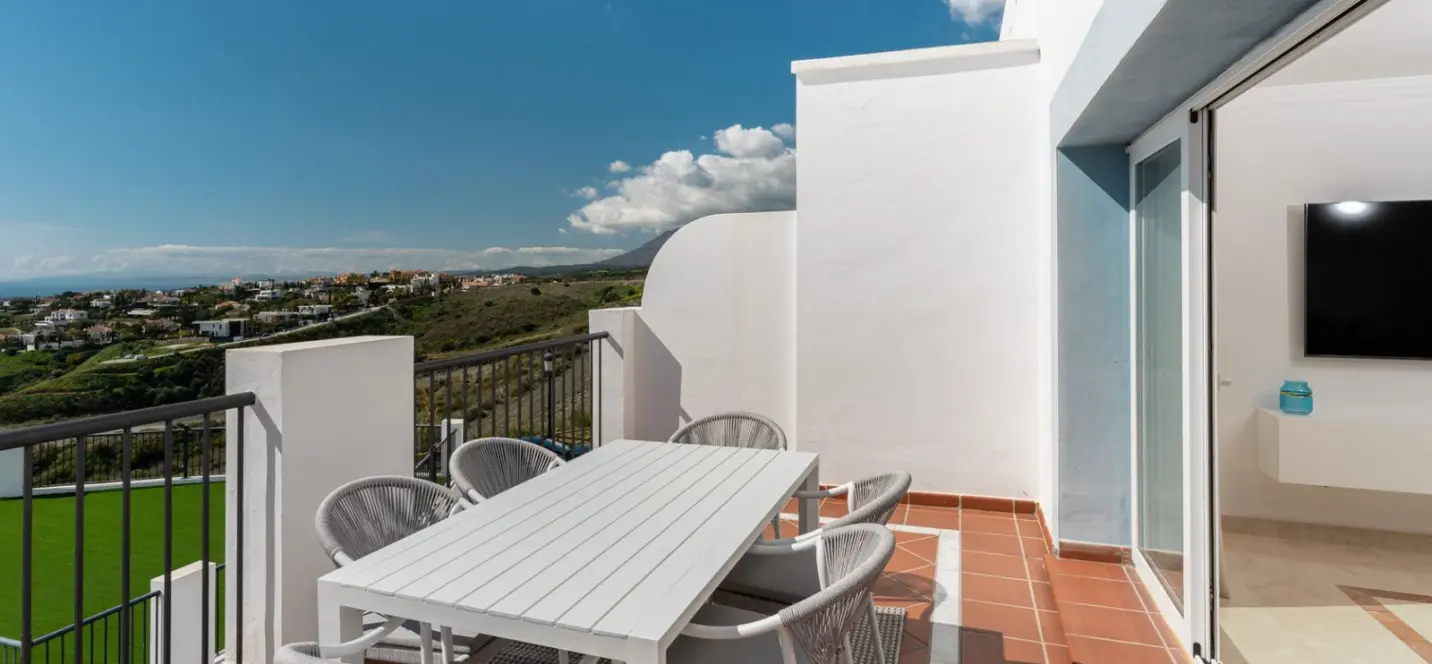 Sale of penthouse duplex in Benahavís 3
