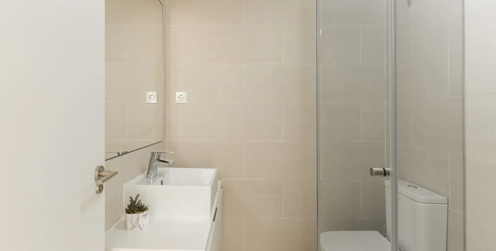 Sale of penthouse duplex in Benahavís 12