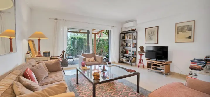 Venta de casa pareada en Nagüeles 0