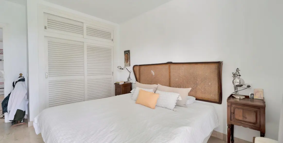 Sale of semi-detached house in Nagüeles 25