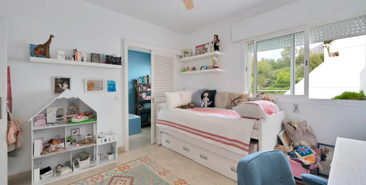 Sale of semi-detached house in Nagüeles 33