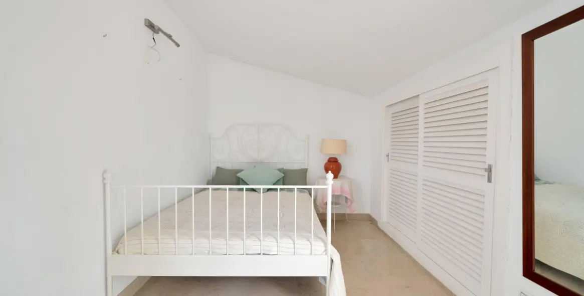 Sale of semi-detached house in Nagüeles 38