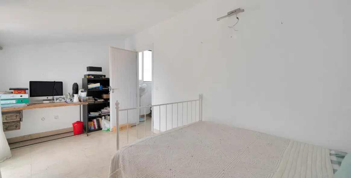 Sale of semi-detached house in Nagüeles 39