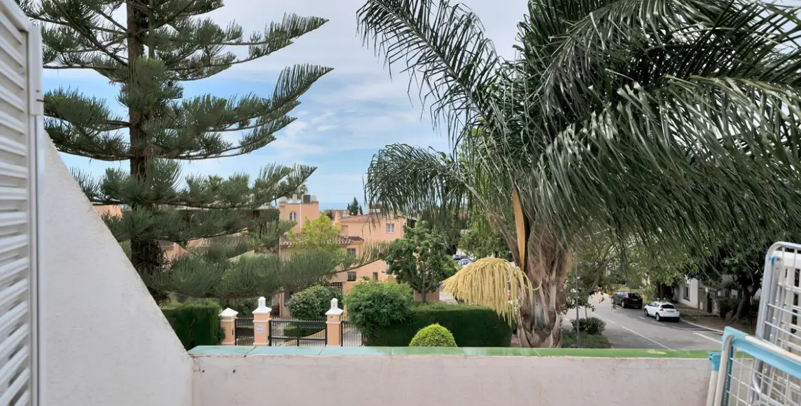 Sale of semi-detached house in Nagüeles 40