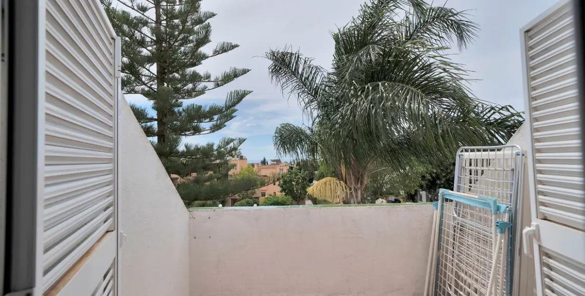 Sale of semi-detached house in Nagüeles 41