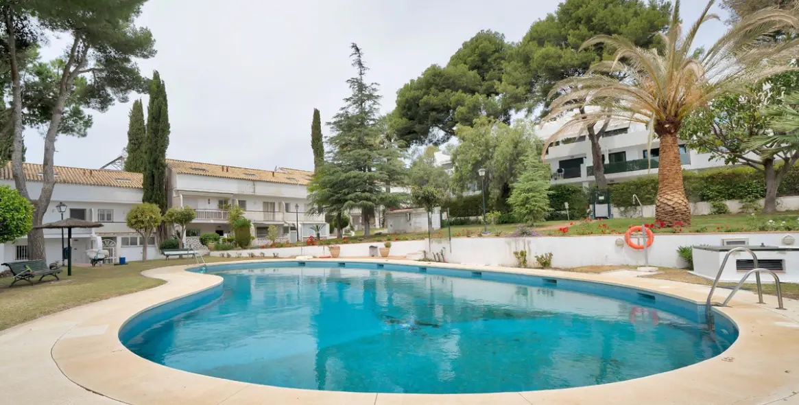 Sale of semi-detached house in Nagüeles 51