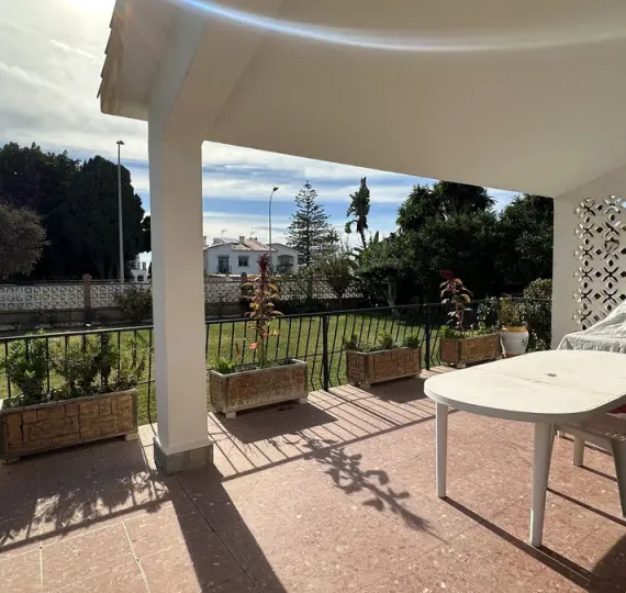 Detached villa R5232553