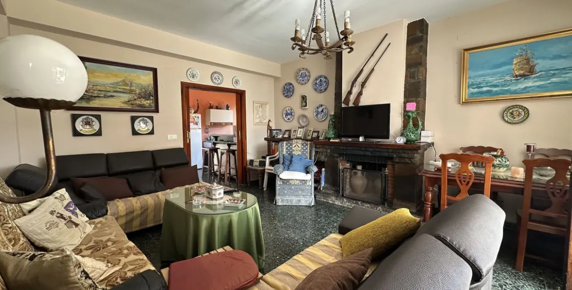 Sale of detached villa in Rincón de la Victoria 7