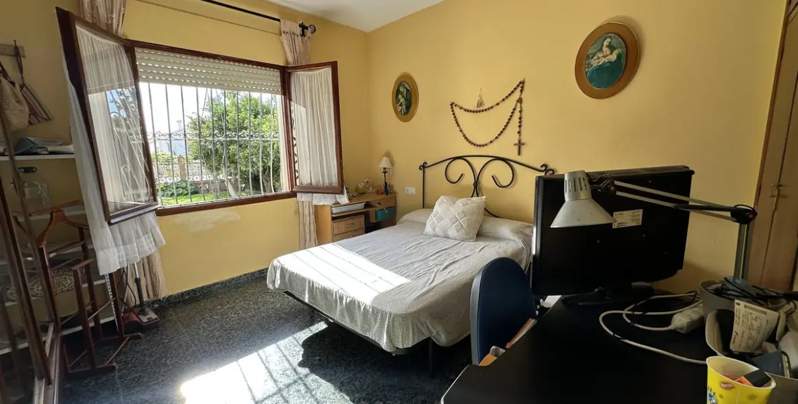 Sale of detached villa in Rincón de la Victoria 11