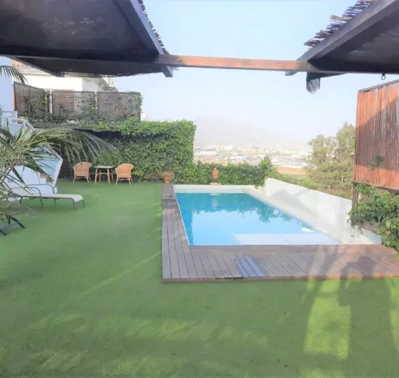 Продажа  отдельно стоящей виллы в Cerros del Aguila