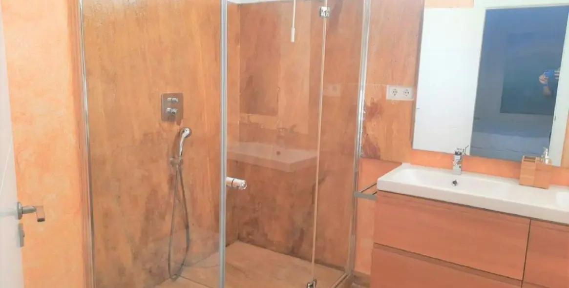 Продажа  отдельно стоящей виллы в Cerros del Aguila 6