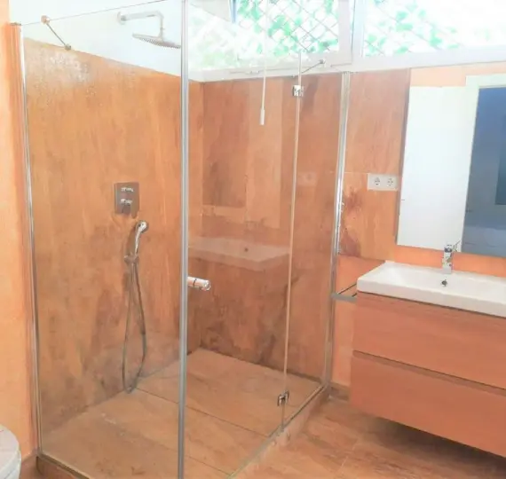 Продажа  отдельно стоящей виллы в Cerros del Aguila