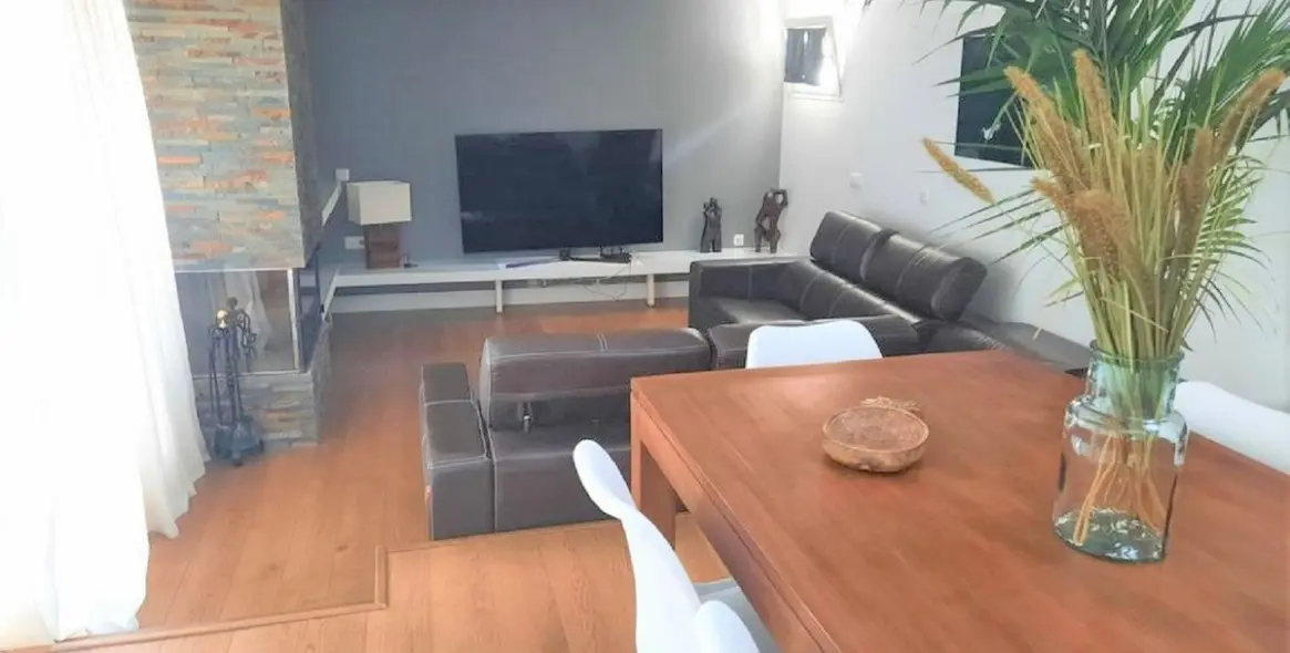 Продажа  отдельно стоящей виллы в Cerros del Aguila 10