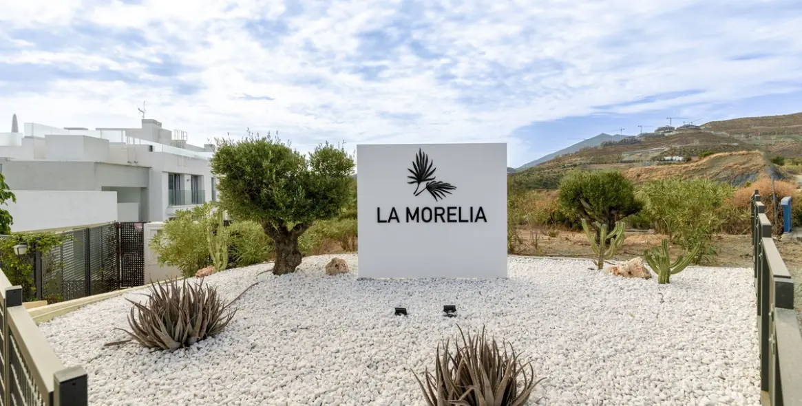 Продажа апартаментов на среднем этаже в Nueva Andalucía 11