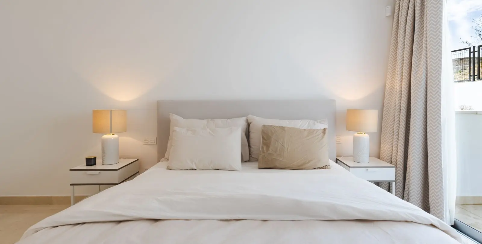 Sale of middle floor apartment in Nueva Andalucía 5