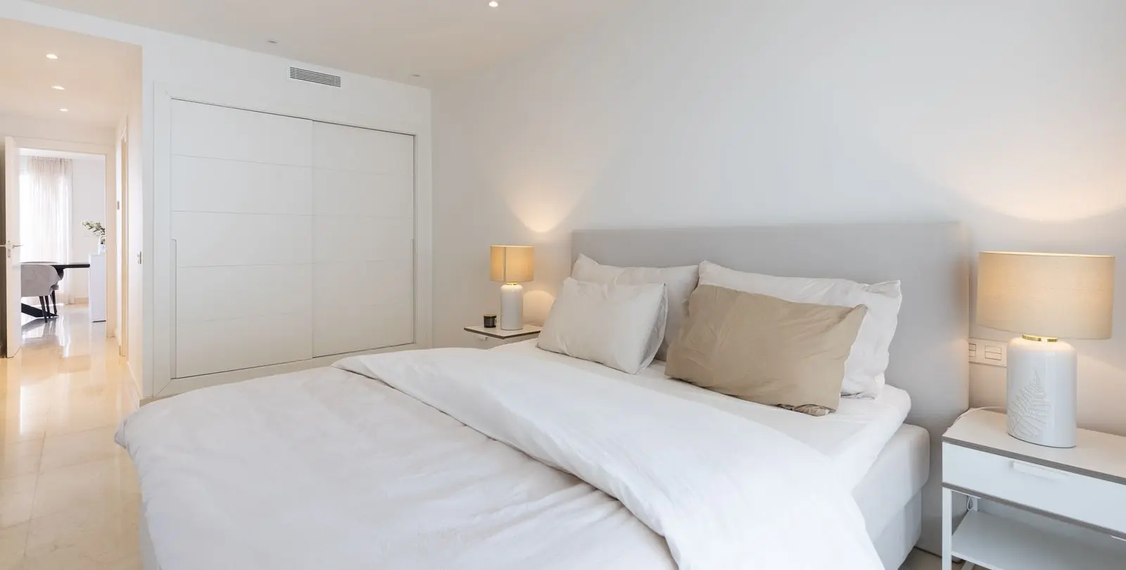 Sale of middle floor apartment in Nueva Andalucía 18
