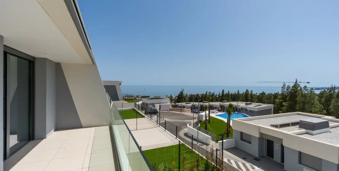 Sale of townhouse in Mijas (district Mijas Costa) 1