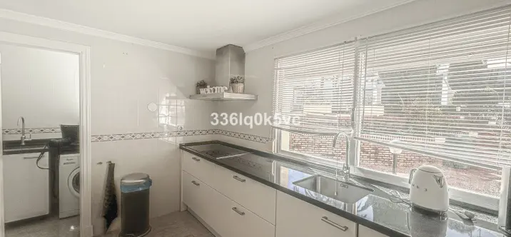 Продажа таунхауса в Estepona 2