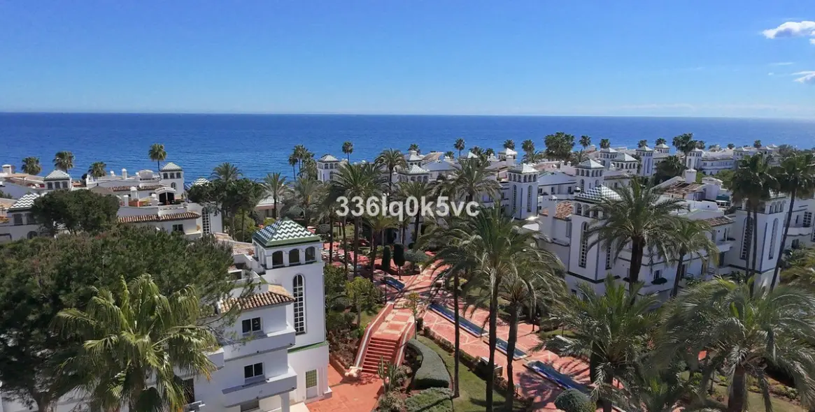 Продажа таунхауса в Estepona 4