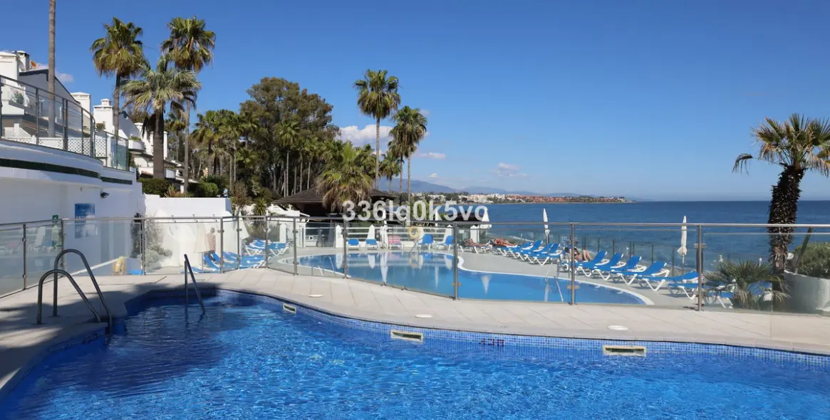 Продажа таунхауса в Estepona 11