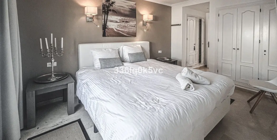 Venta de adosado en Estepona 28