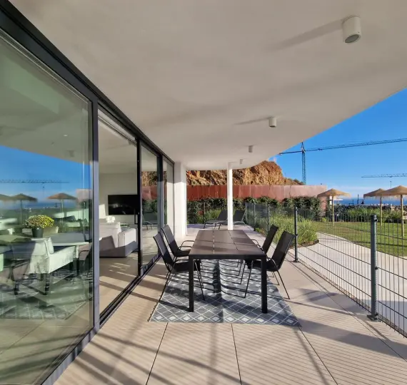 Sale of ground floor apartment in Higueron