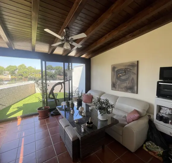Sale of penthouse in Estepona