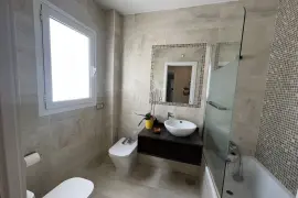 Image 7 thumb