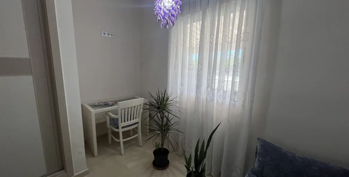 Sale of penthouse in Estepona 10