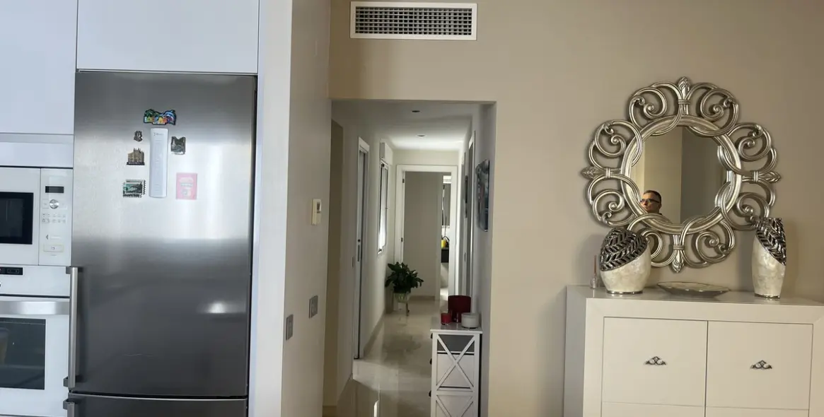 Sale of penthouse in Estepona 17