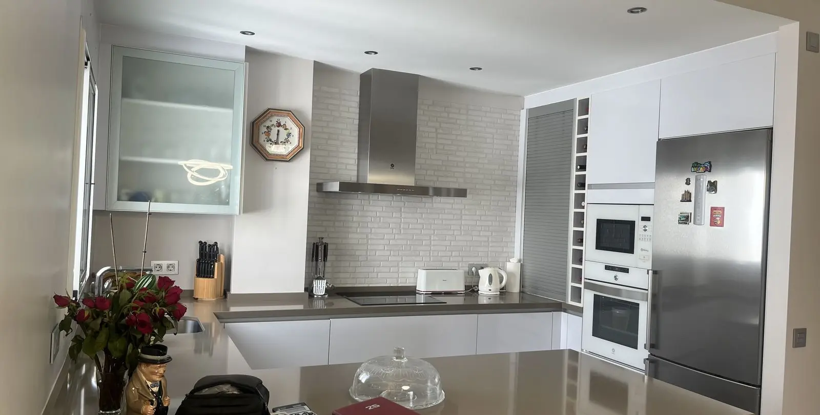 Sale of penthouse in Estepona 4