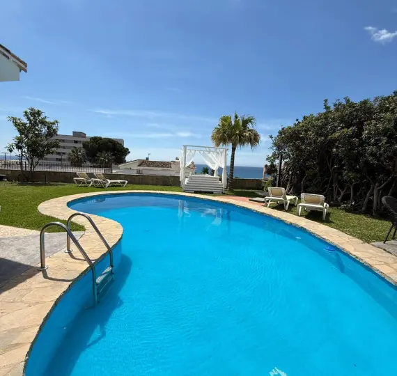Sale of townhouse in Benalmadena