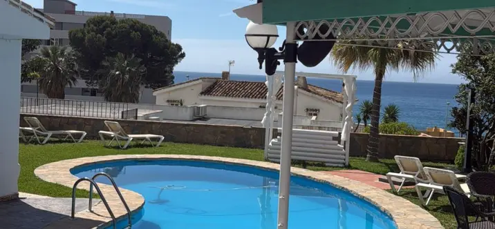 Sale of townhouse in Benalmadena 1