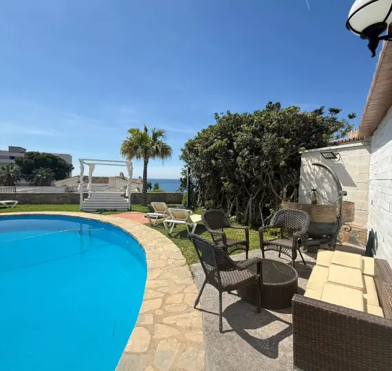 Sale of townhouse in Benalmadena
