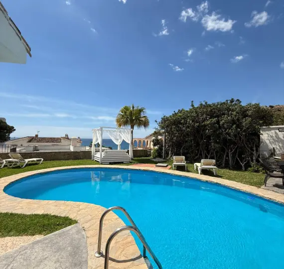 Sale of townhouse in Benalmadena