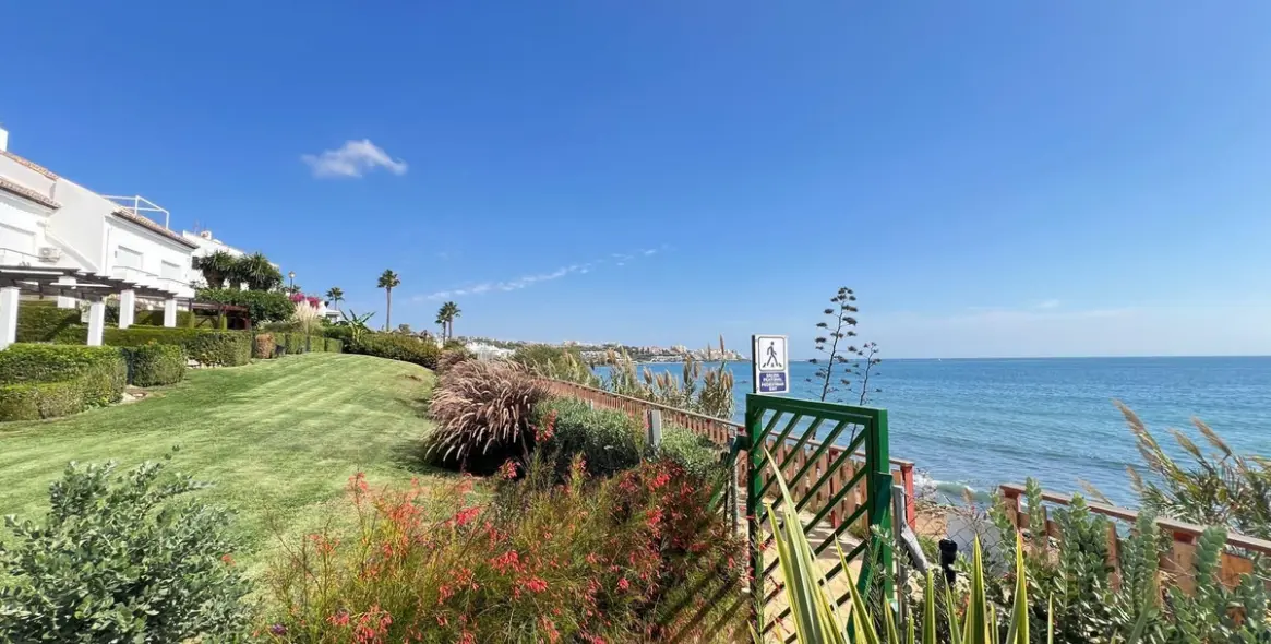 Продажа таунхауса в Estepona 4