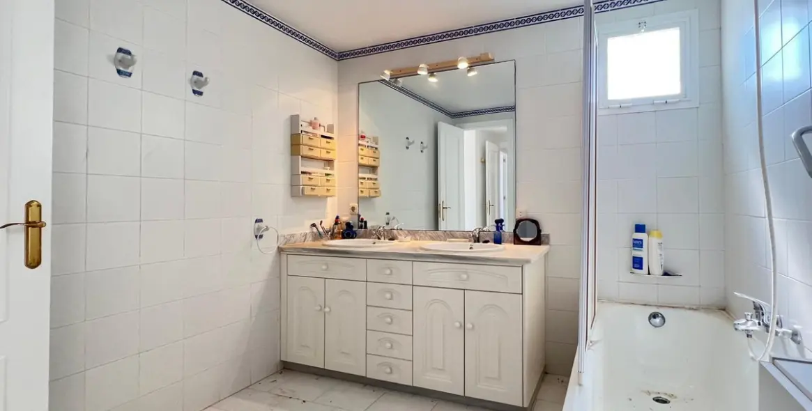 Продажа таунхауса в Estepona 18