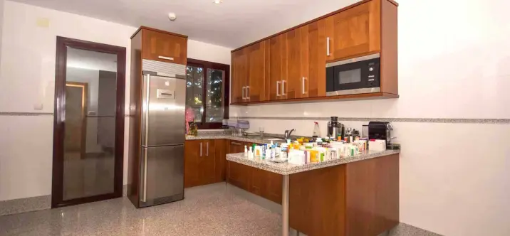 Sale of ground floor apartment in New Golden Mile 1
