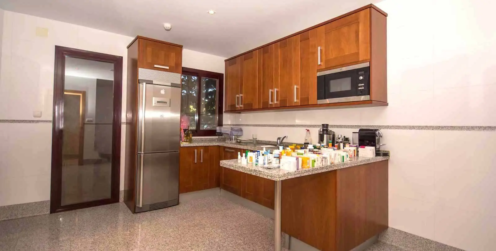 Sale of ground floor apartment in New Golden Mile 2