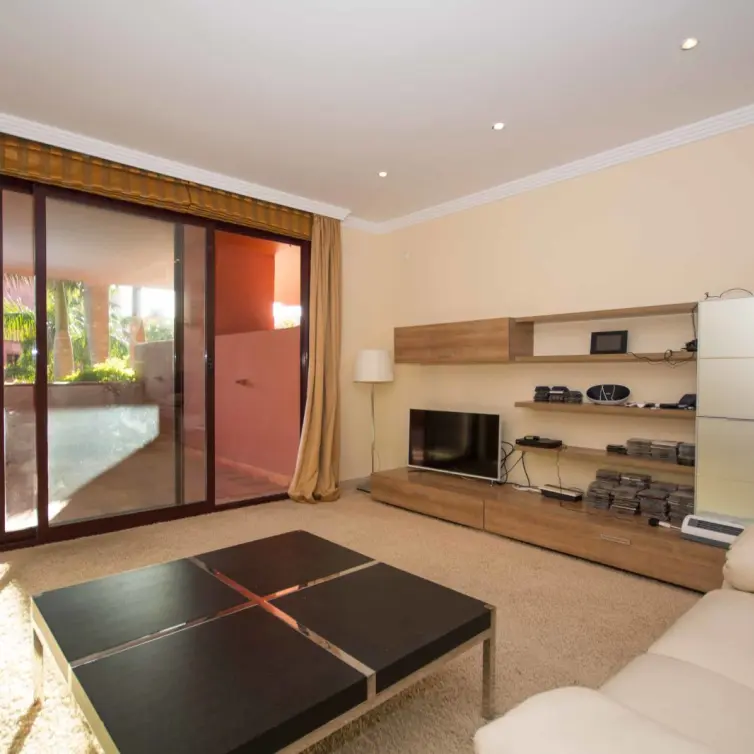 Sale of ground floor apartment in New Golden Mile