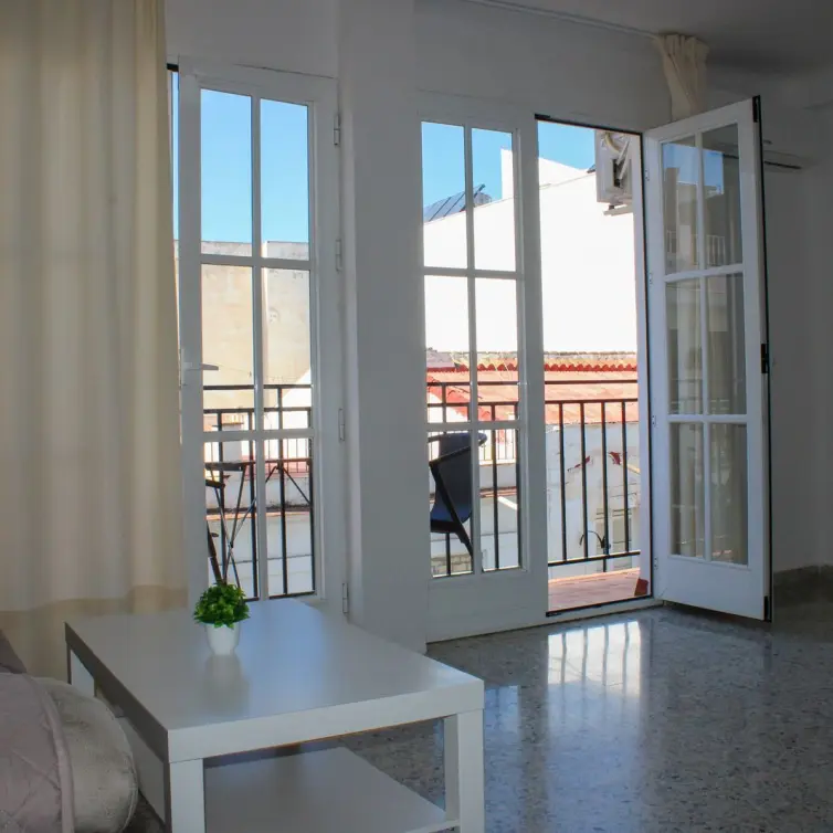 Продажа дома на две семьи в Nerja