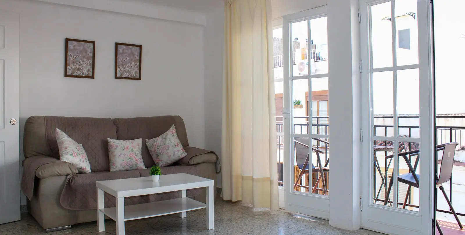 Продажа дома на две семьи в Nerja 3