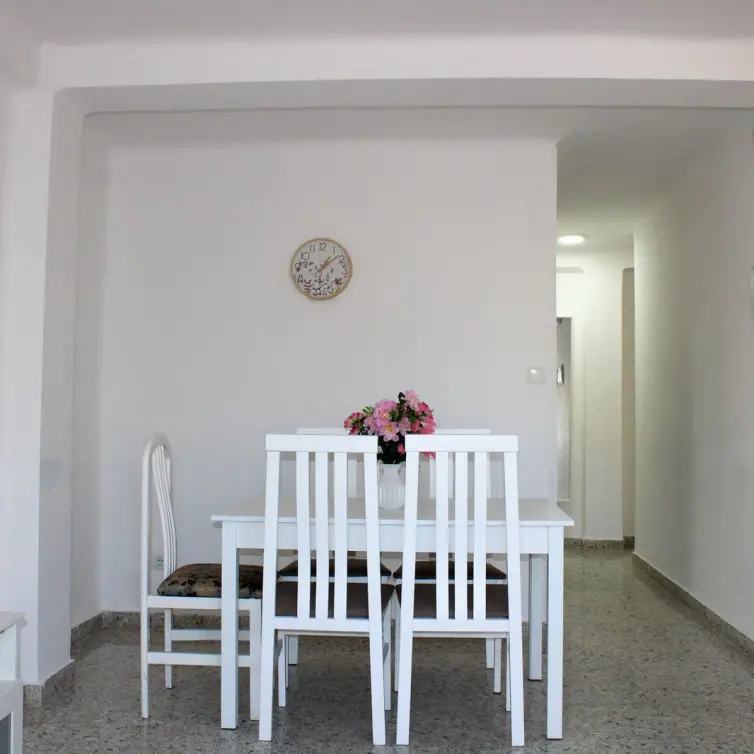 Продажа дома на две семьи в Nerja