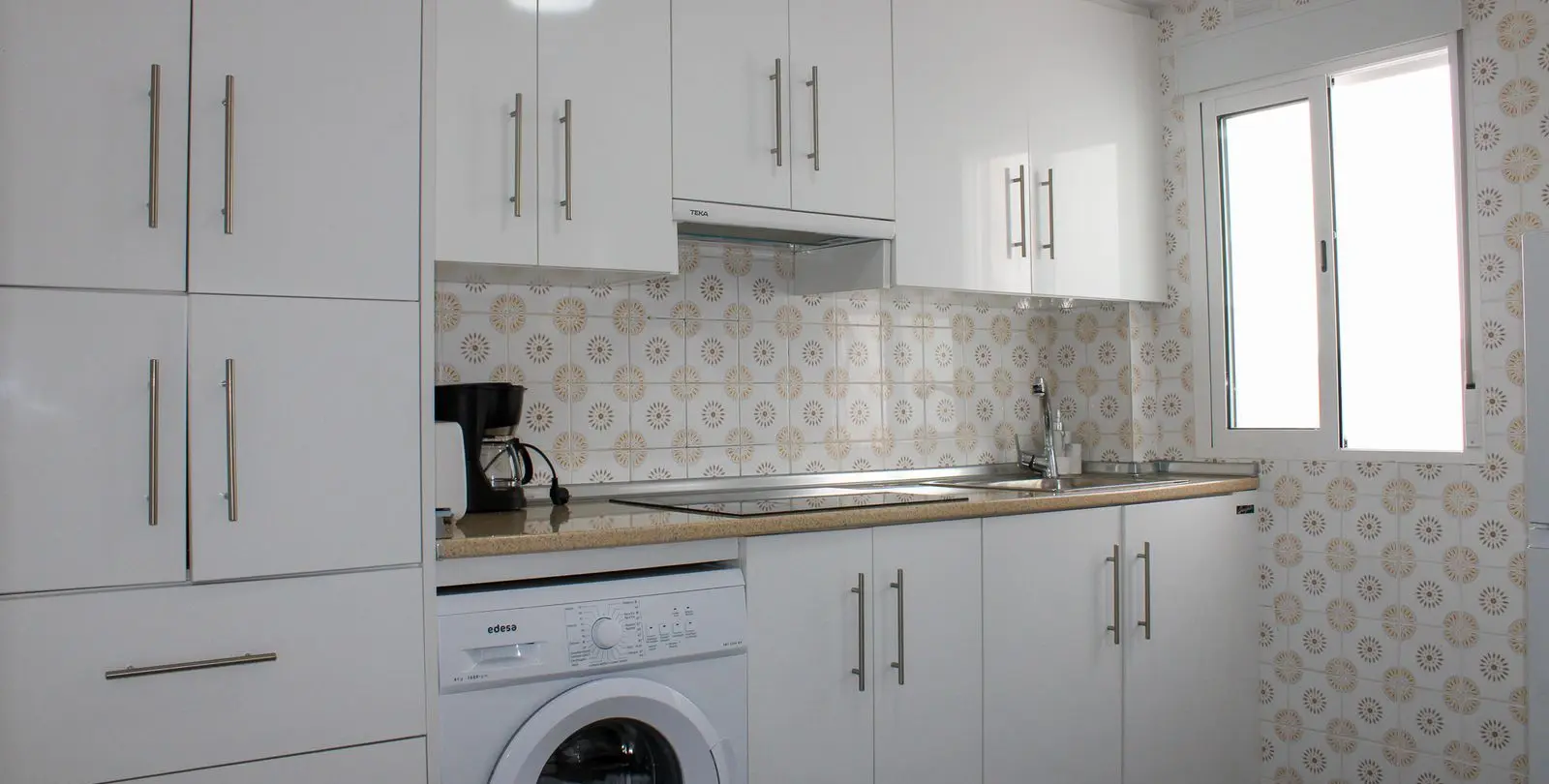 Продажа дома на две семьи в Nerja 7