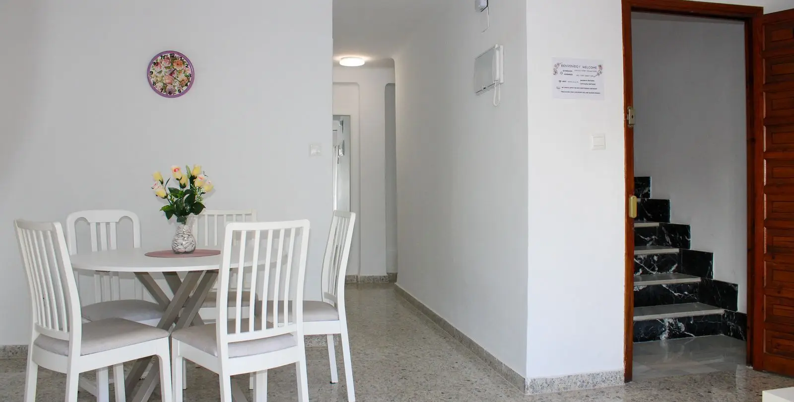 Продажа дома на две семьи в Nerja 16
