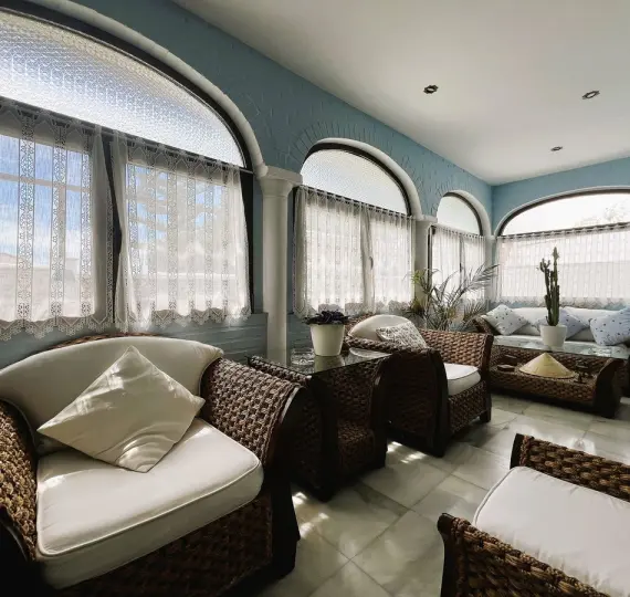 Detached villa R4689322