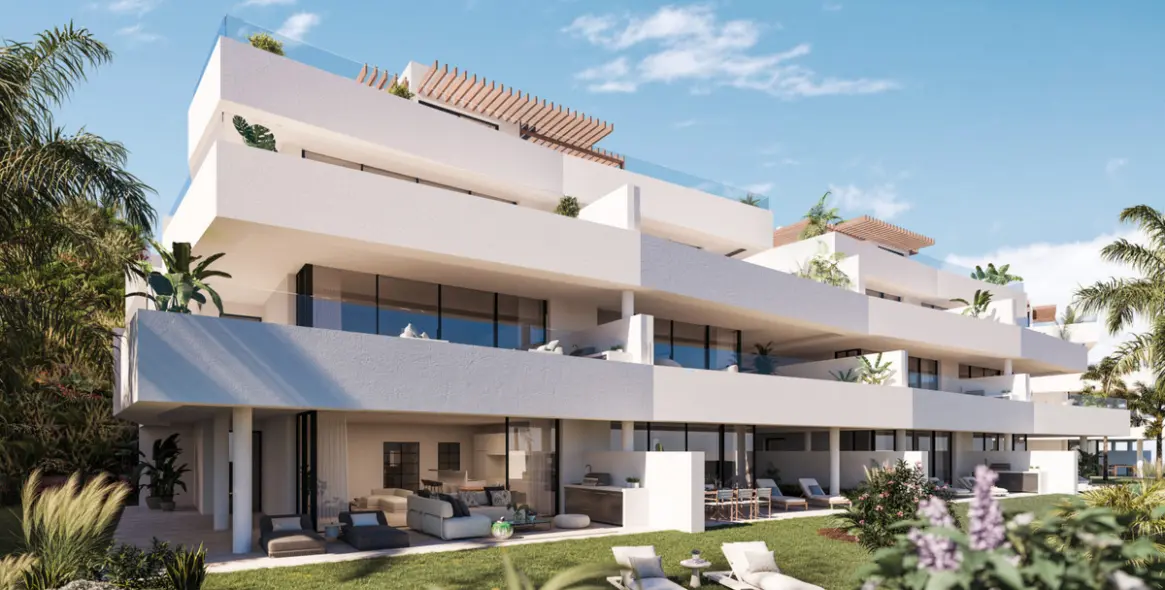 Venta de apartamento en planta baja en Estepona 3