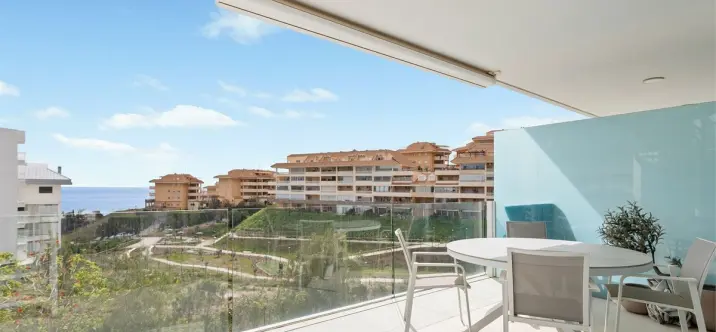 Penthouse R5015260 2