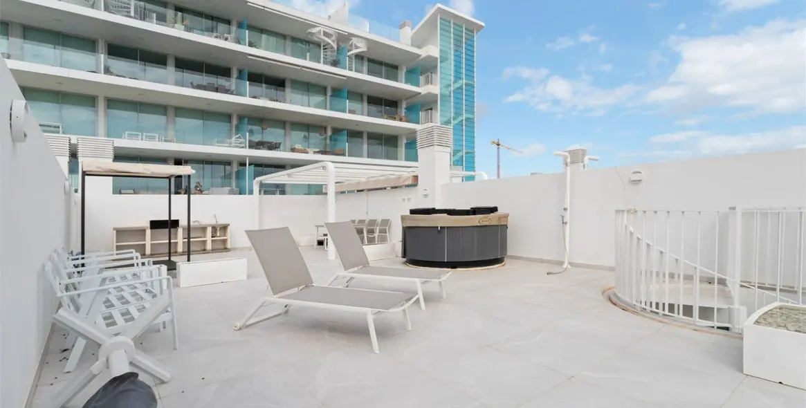 Sale of penthouse in Fuengirola (district Higueron) 7