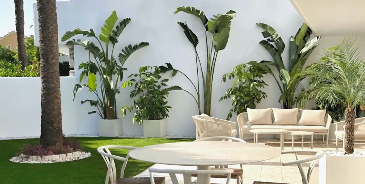 Venta de apartamento en planta baja en Nueva Andalucía 1